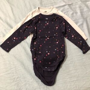 3/$12 H&M Baby Girls L/S Bodysuits 9-12M